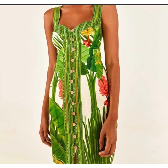 FARM Rio Dresses & Skirts - FARM RIO
Fresh Forest Scarf Sweetheart-Neck Minidress